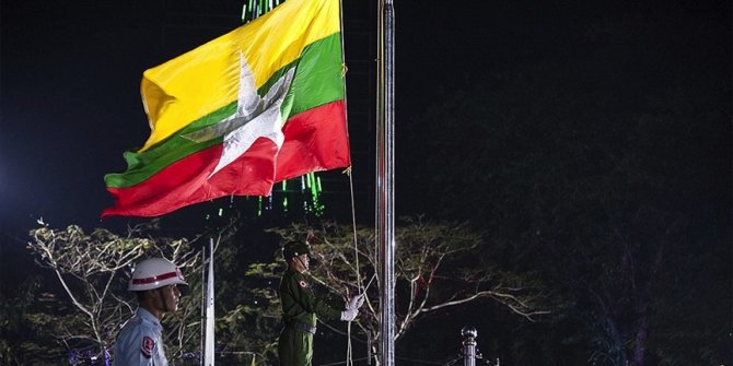 Myanmar'da iktidar partisi, halktan ordunun yönetime el koymasına karşı çıkmasını istedi