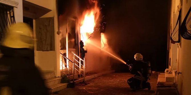 Villada korkutan yangın