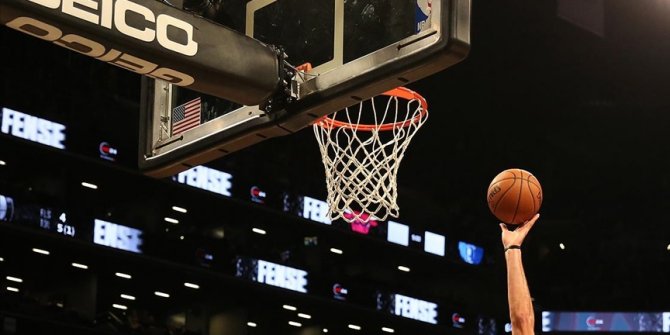 NBA'de Rockets üç sayı rekoru kırdığı maçta Thunder'ı farklı yendi