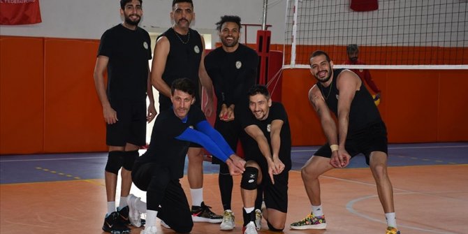 Voleybolda Cizre'nin gururu oldular