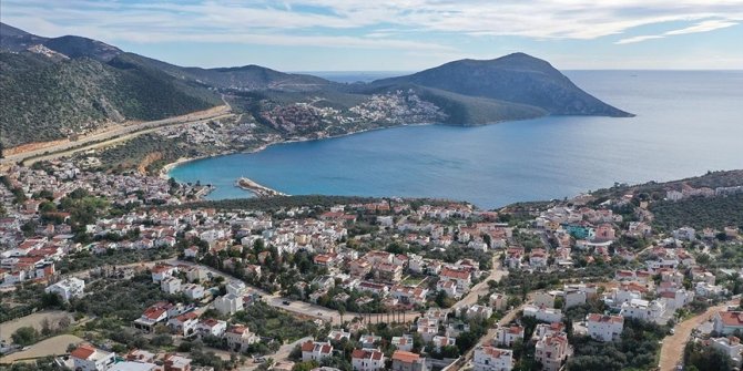 Yabancılar her 5 konuttan birini Antalya'dan alıyor