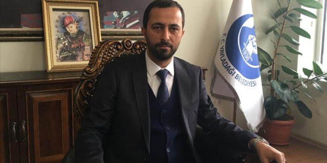 Kovid-19 nedeniyle hayatını kaybeden Yayladağı Belediye Başkanı Sayın'ın yerine Mehmet Yalçın seçildi