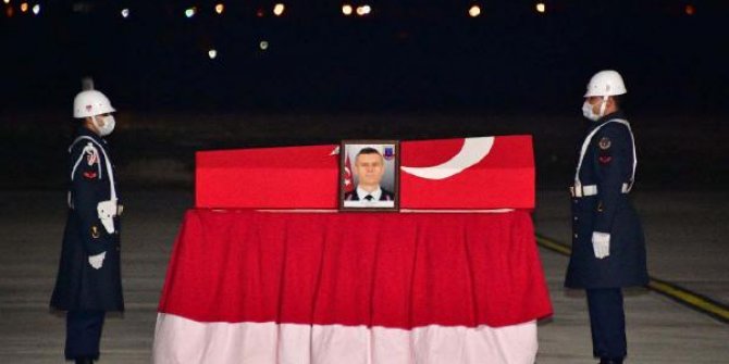 Suriye’de şehit olan astsubayın cenazesi Gaziantep'e getirildi