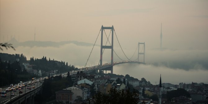 İstanbul Boğazı'nda gemi geçişleri çift yönlü askıya alındı