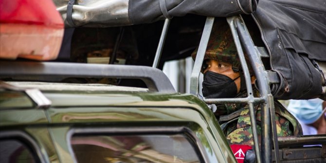Endonezya ve Malezya, Myanmar’daki askeri darbenin ASEAN’da görüşülmesini istiyor