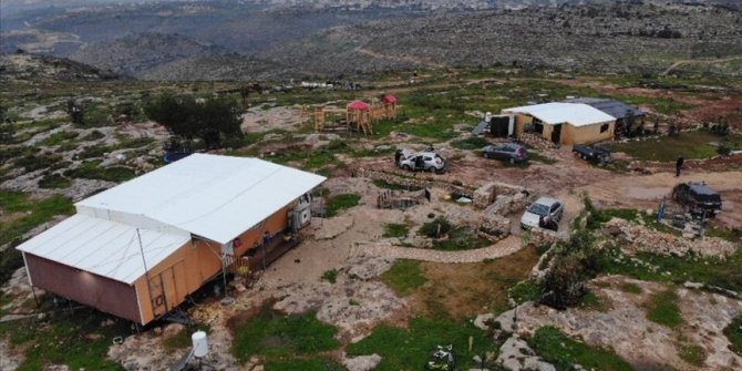 Batı Şeria'da bir Filistinli, Yahudi yerleşimci saldırgan tarafından şehit edildi