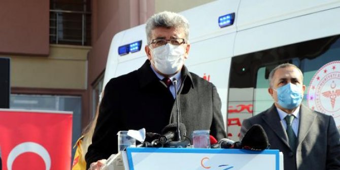 Sağlık Bakanlığı'ndan Van'a tam donanımlı 14 ambulans