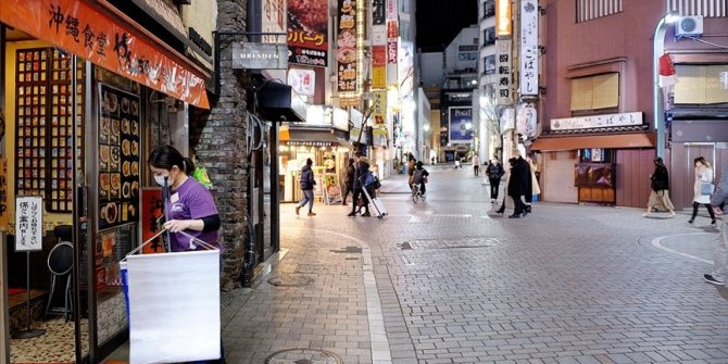Japonya Kovid-19'a karşı ihtiyat akçesinden 1,14 trilyon yen kullanacak