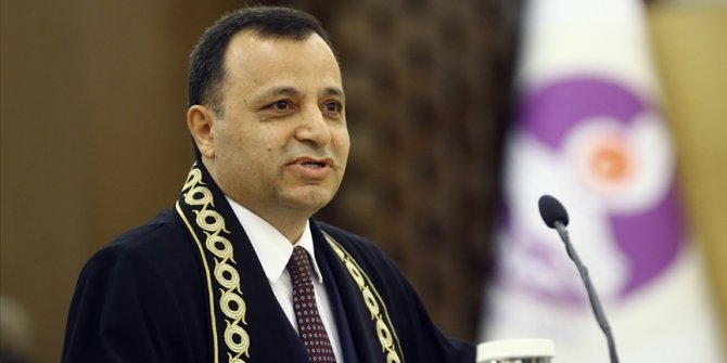 Anayasa Mahkemesi Başkanı Arslan: Anayasa hükümleri üstün hukuk kurallarıdır