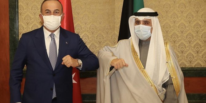 Dışişleri Bakanı Çavuşoğlu, Kuveytli mevkidaşı ile görüştü