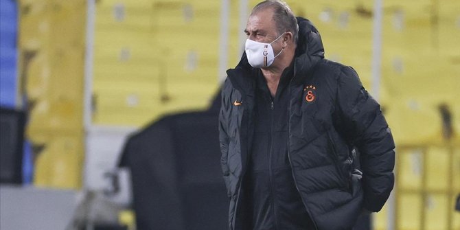 Fatih Terim'den derbide hakaret içerikli tezahürat yapıldığı gerekçesiyle suç duyurusu