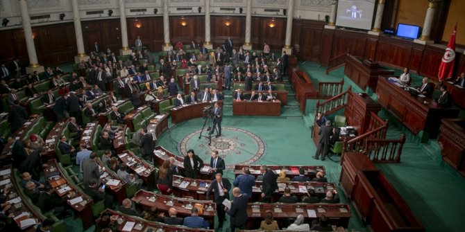 Tunus'ta Nahda Hareketi, kabine revizyonu krizini protesto edeceğini açıkladı