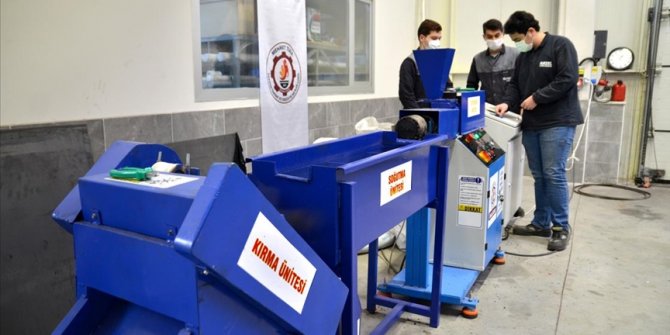 Meslek liseliler plastik atıkları paraya dönüştürüyor