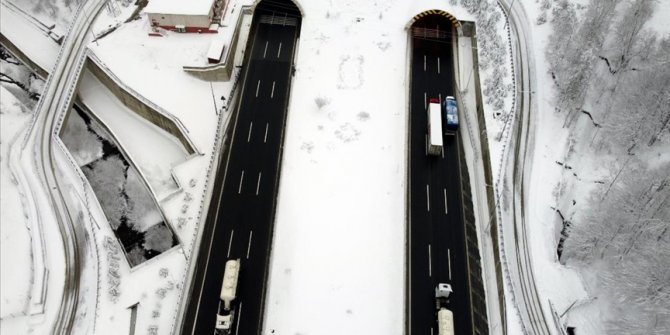 Bolu Dağı'nın eşsiz kar manzarası havadan görüntülendi