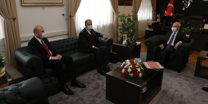 Soylu ve Akar, Kılıçdaroğlu'na PKK'nın alıkoyduğu 13 Türk vatandaşını şehit etmesine ilişkin bilgi verdi