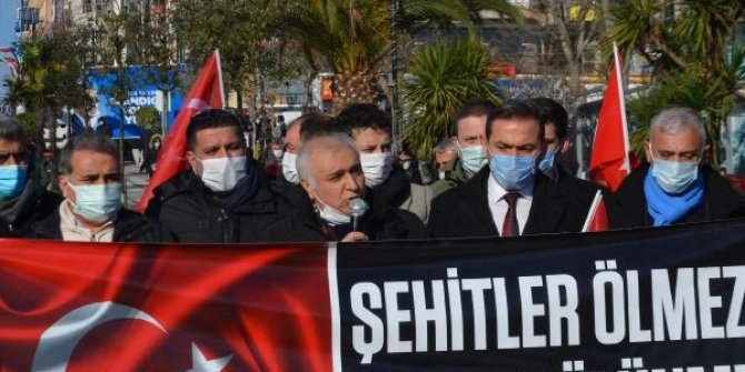 Gara şehitleri için Avcılar'da bir araya geldiler