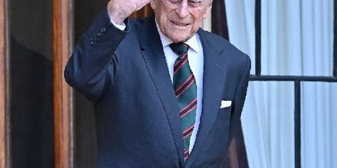 İngiltere Kraliçesi Elizabeth’in eşi Philip hastaneye kaldırıldı