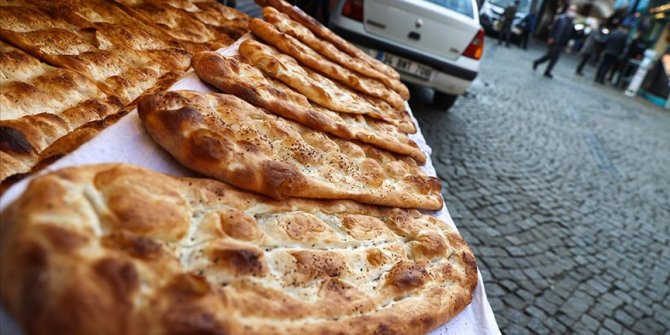 İçişleri Bakanlığı, sokağa çıkma kısıtlamasında temel ihtiyaç malzemelerinin temin edilebildiğini hatırlattı