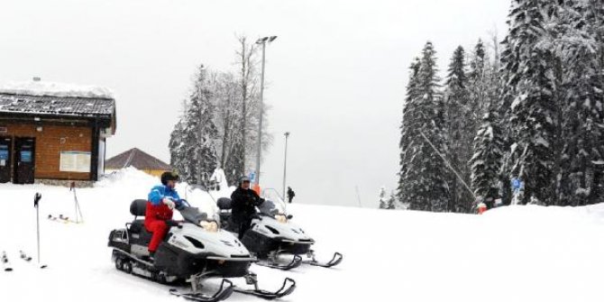 Putin ile Lukaşenko'dan kar motosikletli diplomasi