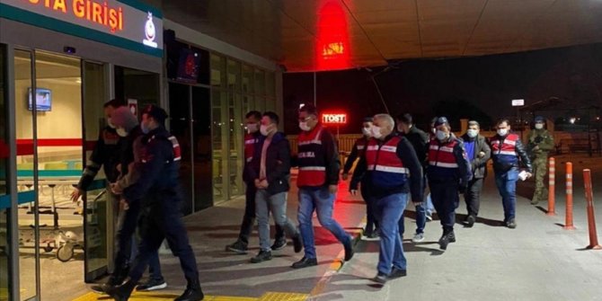 İzmir'de FETÖ'nün TSK yapılanmasına operasyon: 130 gözaltı
