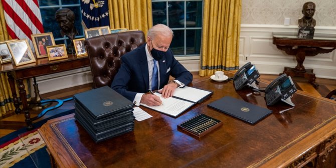 ABD Başkanı Biden, tedarik zincirini güçlendirmeye yönelik kararname imzaladı