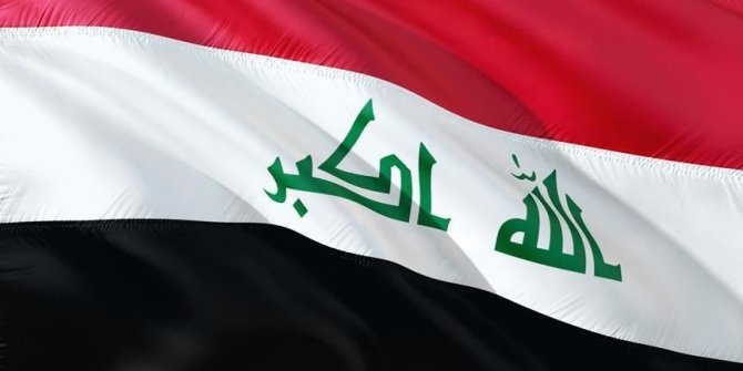 Irak'ta, Meclisin feshedilmesi için milletvekillerinden imza toplandı