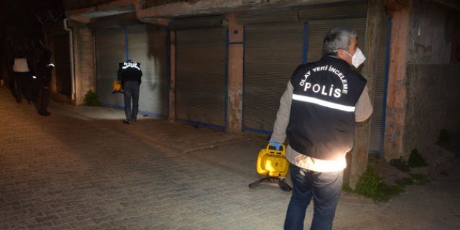 Havaya ateş açan magandalar, mahalle bekçilerine saldırdı: 1 bekçi yaralı