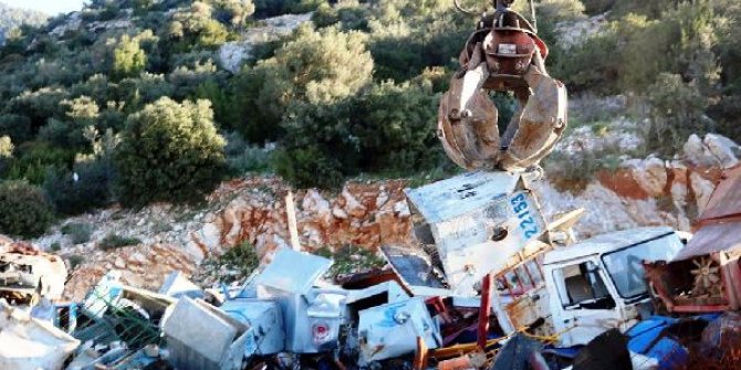 Bodrum Belediyesi'ndeki hurda malzemeler, MKE'ye teslim edildi