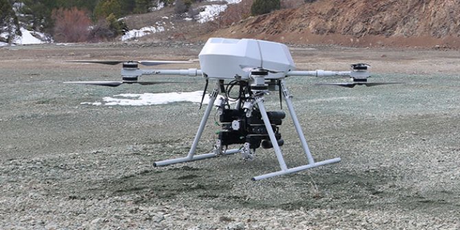 Türkiye’nin ilk milli bomba atarlı dronu Songar