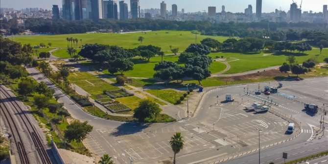 BAE'nin ilk Tel Aviv Büyükelçisi İsrail'e ulaştı