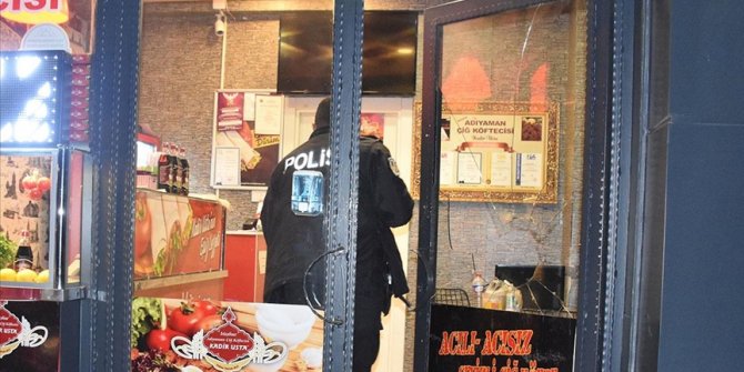 Çiğ köfte 'acılı' olduğu gerekçesiyle iş yeri çalışanının darbedildiği yere ikinci saldırı