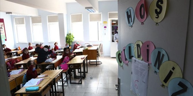 Türkiye'nin koronavirüsle mücadelesinde son 24 saatte yaşananlar