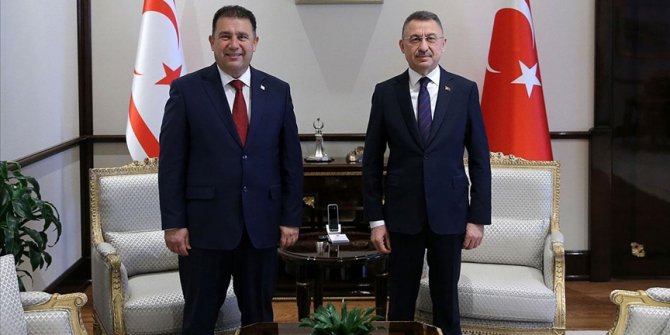 Cumhurbaşkanı Yardımcısı Oktay KKTC Başbakanı Saner ile görüştü