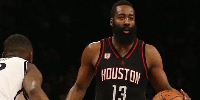 Rockets, eski yıldızı James Harden'ın formasını emekli edecek