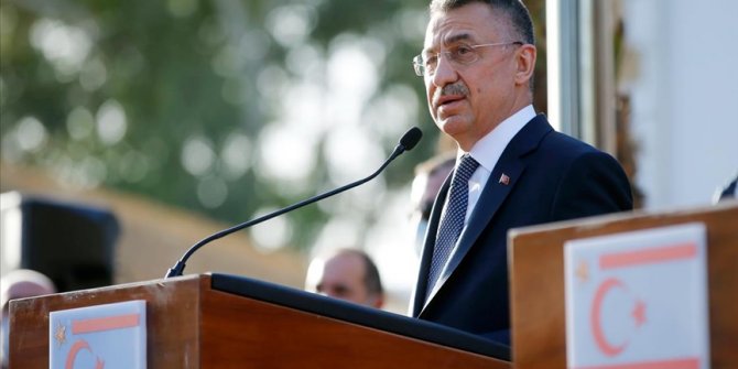 Cumhurbaşkanı Yardımcısı Oktay: Bu hafta 20 bin Kovid-19 aşısını daha KKTC'ye gönderiyoruz