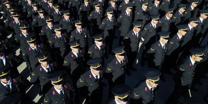 Jandarma Genel Komutanlığına 550 muvazzaf ve sözleşmeli subay alınacak