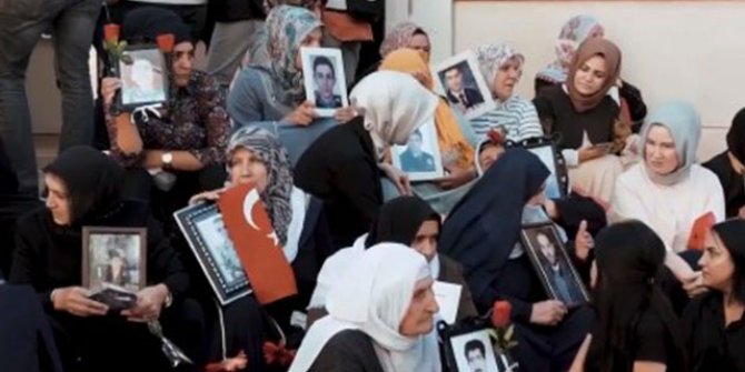 İletişim Başkanı Altun'dan 'Diyarbakır anneleri' paylaşımı
