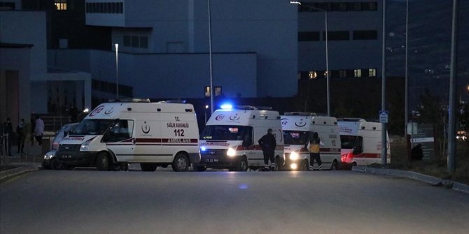 Bitlis'te helikopter kazasında şehit olan 11 askeri personelin naaşı Elazığ'a getirildi