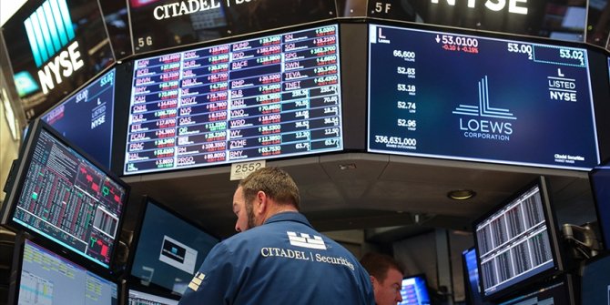 New York borsası Fed Başkanı Powell'ın açıklamalarının ardından düşüşle kapandı