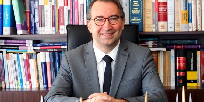 Bahçeşehir Üniversitesi Hukuk Fakültesi akademisyenleri "İnsan Hakları Eylem Planı"nı değerlendirdi