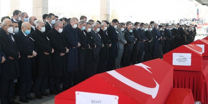 Bitlis şehitlerine veda