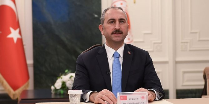 Bakanı Gül: Başta terör olmak üzere sınır aşan bütün suçlarla mücadelede samimi bir iş birliği noktasında buluşmalıyız
