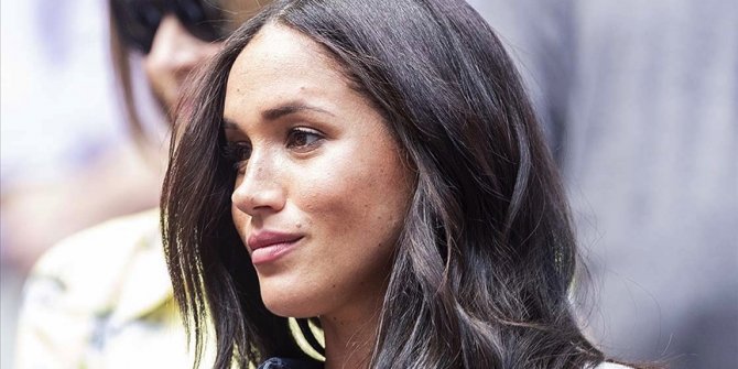 Meghan Markle, oğluna 'ten renginin koyu olacağı' endişesi ile 'prens' ünvanının verilmediğini açıkladı