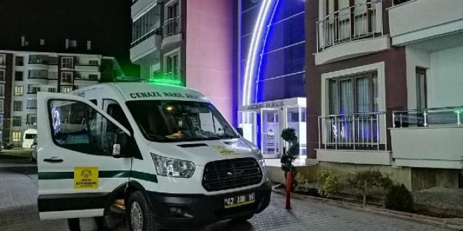 10 yaşındaki çocuğunu boğarak öldürdü, polisi arayıp 'Birini öldürdüm' dedi