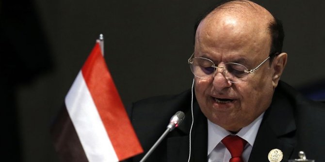 Yemen Cumhurbaşkanı, ordu birliklerini 'Husiler karşısındaki askeri planlarını güncellemeye' çağırdı