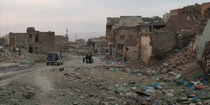 Husiler, Yemen'de koalisyon güçlerinin beş kente 40 hava saldırısı düzenlediğini açıkladı