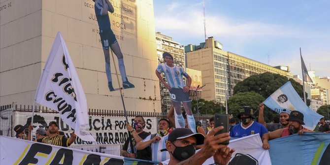 Arjantin'de 'Maradona'nın öldürüldüğü' iddiasıyla gösteri düzenlendi