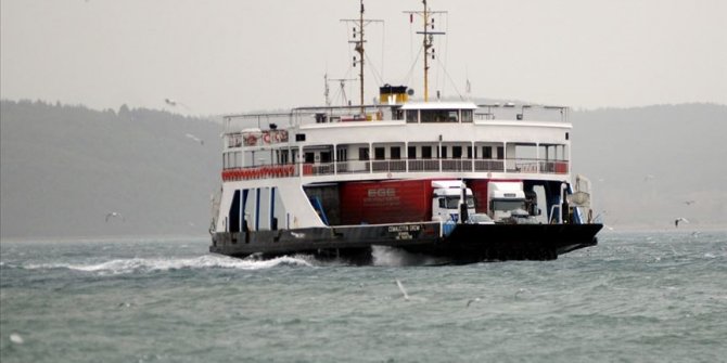 Bozcaada feribot seferlerinden bazıları fırtına nedeniyle yapılamayacak