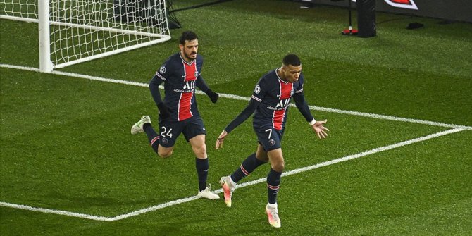 PSG'nin yıldızı Mbappe, Messi'nin unvanını elinden aldı