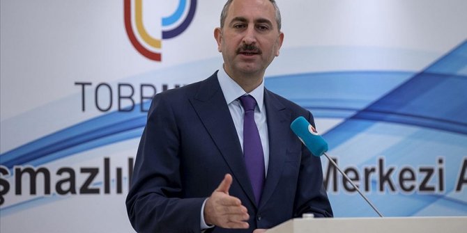 Bakan Gül'den 'yeni anayasa' açıklaması